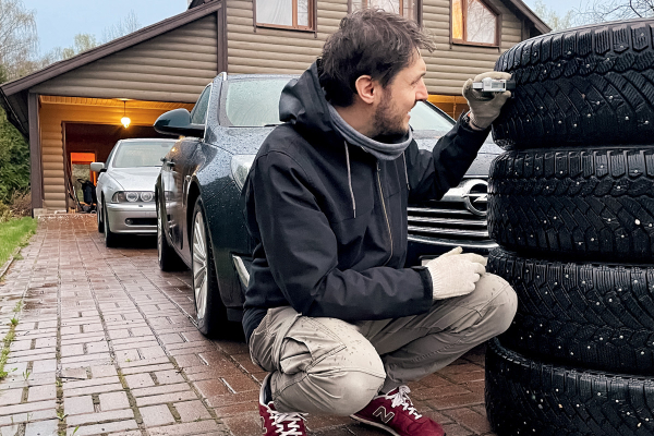 Следы контакта: шины Gislaved IceControl на ледовой трассе в Тюмени Следы контакта: шины Gislaved IceControl на ледовой трассе в Тюмени